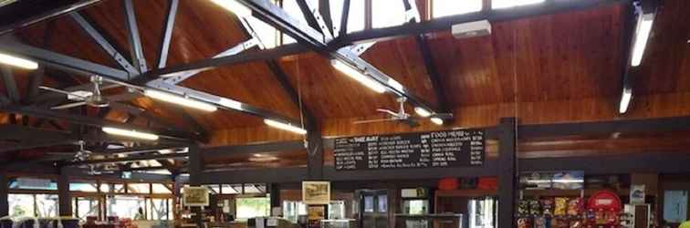 Lobby Fraser Island Retreat