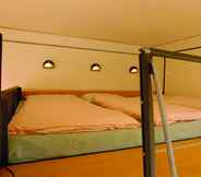 Bilik Tidur 3 Youth Hostel Solothurn