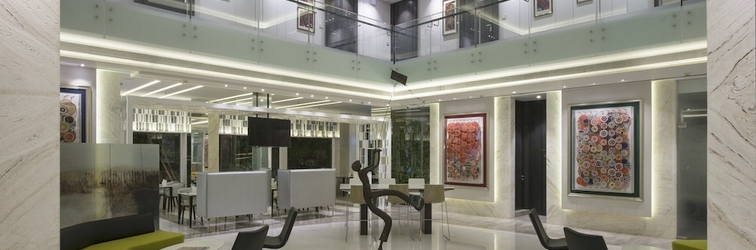 Lobby Eastin Residences Vadodara