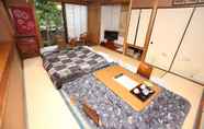 Kamar Tidur 6 Yufuin Ryokan Nogiku