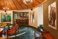 Bar, Cafe and Lounge Taj Corbett Resort & Spa, Uttarakhand
