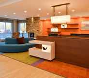 Lobby 4 Fairfield Inn & Suites by Marriott Martinsburg