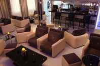 Bar, Kafe, dan Lounge Hotel Emir