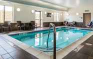 Swimming Pool 4 Sleep Inn & Suites Cumberland - LaVale