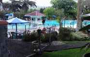 Swimming Pool 7 Villa Bukit Danau Lot 13