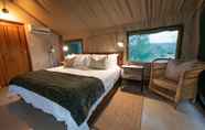 Kamar Tidur 5 Sausage Tree Safari Camp