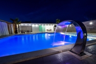 Swimming Pool Boutique Apartments Blitz