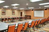 Functional Hall Fairfield Inn & Suites Houston Northwest/Willowbrook