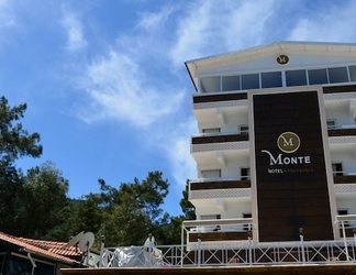 Bên ngoài 2 Monte Hotel