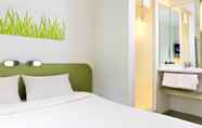 Kamar Tidur 6 ibis budget Versailles Coignières