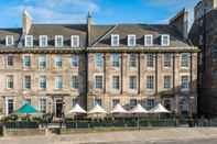 Exterior Courtyard by Marriott Edinburgh