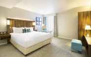 Bedroom 5 Courtyard by Marriott Edinburgh