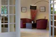 Lobby Best Western Blanche De Castille Dourdan