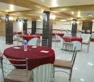 Restaurant 7 Hotel Raghav Palace