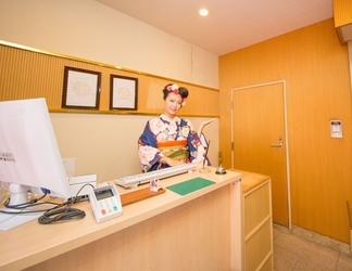 Lobi 2 JAPANING Hotel Liv Ranroukaku