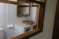 In-room Bathroom Rumah Purnama