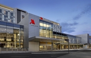 Exterior 3 Calgary Airport Marriott In-Terminal Hotel