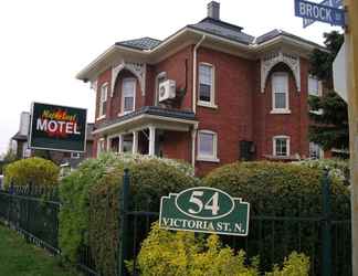 Exterior 2 Maple Leaf Motel