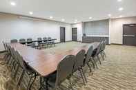 Dewan Majlis La Quinta Inn & Suites by Wyndham Weatherford OK