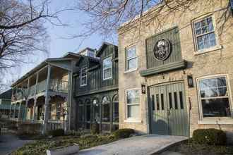 Exterior 4 The Little Inn of Bayfield