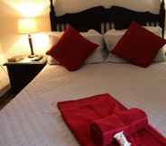 Kamar Tidur 2 Royal Game Guest House