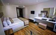 Phòng ngủ 5 Edis Premier Hotel