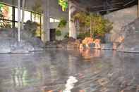 Kolam Renang Hotel Green Hill