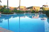 Swimming Pool Famous Hotel Bagan