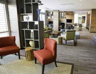 Lobi 2 Fairfield Inn & Suites by Marriott Savannah Midtown