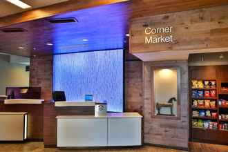 Lobi 4 Fairfield Inn & Suites by Marriott Savannah Midtown