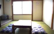 Kamar Tidur 4 K's House Fuji View - Hostel