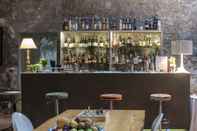 Bar, Cafe and Lounge Monaci delle Terre Nere