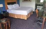 Bedroom 3 Days Inn and Suites by Wyndham Oxford