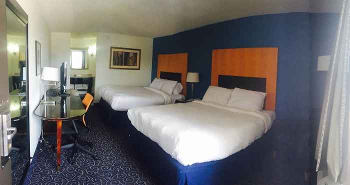 Bedroom Days Inn and Suites by Wyndham Oxford
