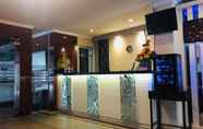 Lobby 3 Hotel 88 Diponegoro