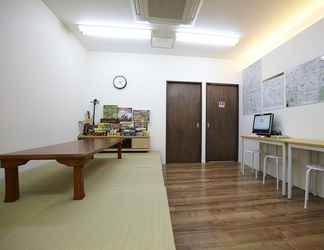 Sảnh chờ 2 BONFIRE HOSTEL Osaka