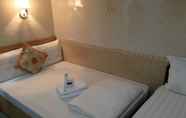 Kamar Tidur 7 Everest Guest House