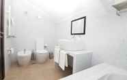 Toilet Kamar 7 Halma - Nature & Sea