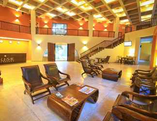 Lobi 2 Grand Udawalawe Safari Resort