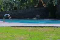 Kolam Renang OwinRich Resort