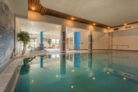 Swimming Pool gut-Hotel Tannenhof