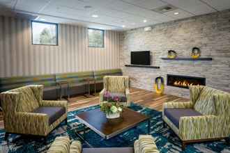 Sảnh chờ 4 Hampton Inn & Suites by Hilton Seattle/Northgate