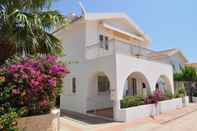 Bên ngoài Protaras Villa Princess