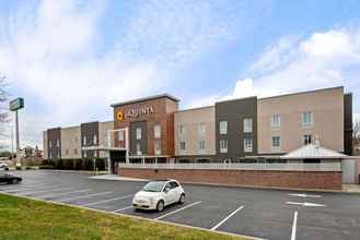 ภายนอกอาคาร 4 La Quinta Inn & Suites by Wyndham New Cumberland-Harrisburg