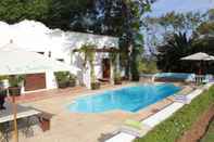 Swimming Pool Le Jardin Villa