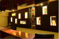 Bar, Kafe, dan Lounge Hotel Bhargav Grand