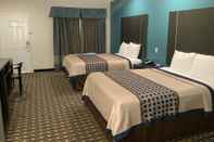 Bedroom Regency Inn and Suites