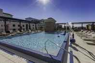 Swimming Pool Hyatt Place Boca Raton/Downtown