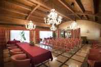 Functional Hall Hotel Calissano