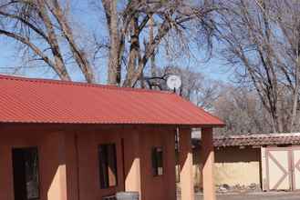 Exterior 4 White Mountain Motel